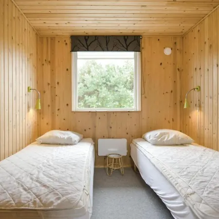 別荘 Three-bedroom In