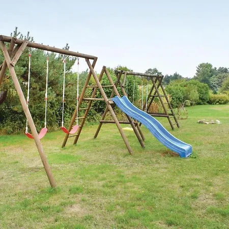 Three-bedroom In 別荘 Knebel