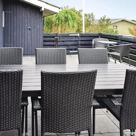 別荘 Three-bedroom In *