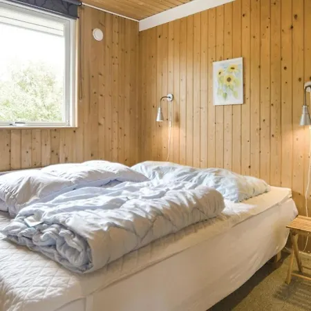 別荘 Three-bedroom In Knebel