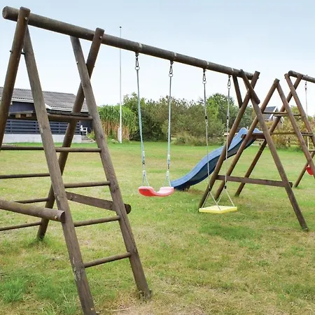 別荘 Three-bedroom In *